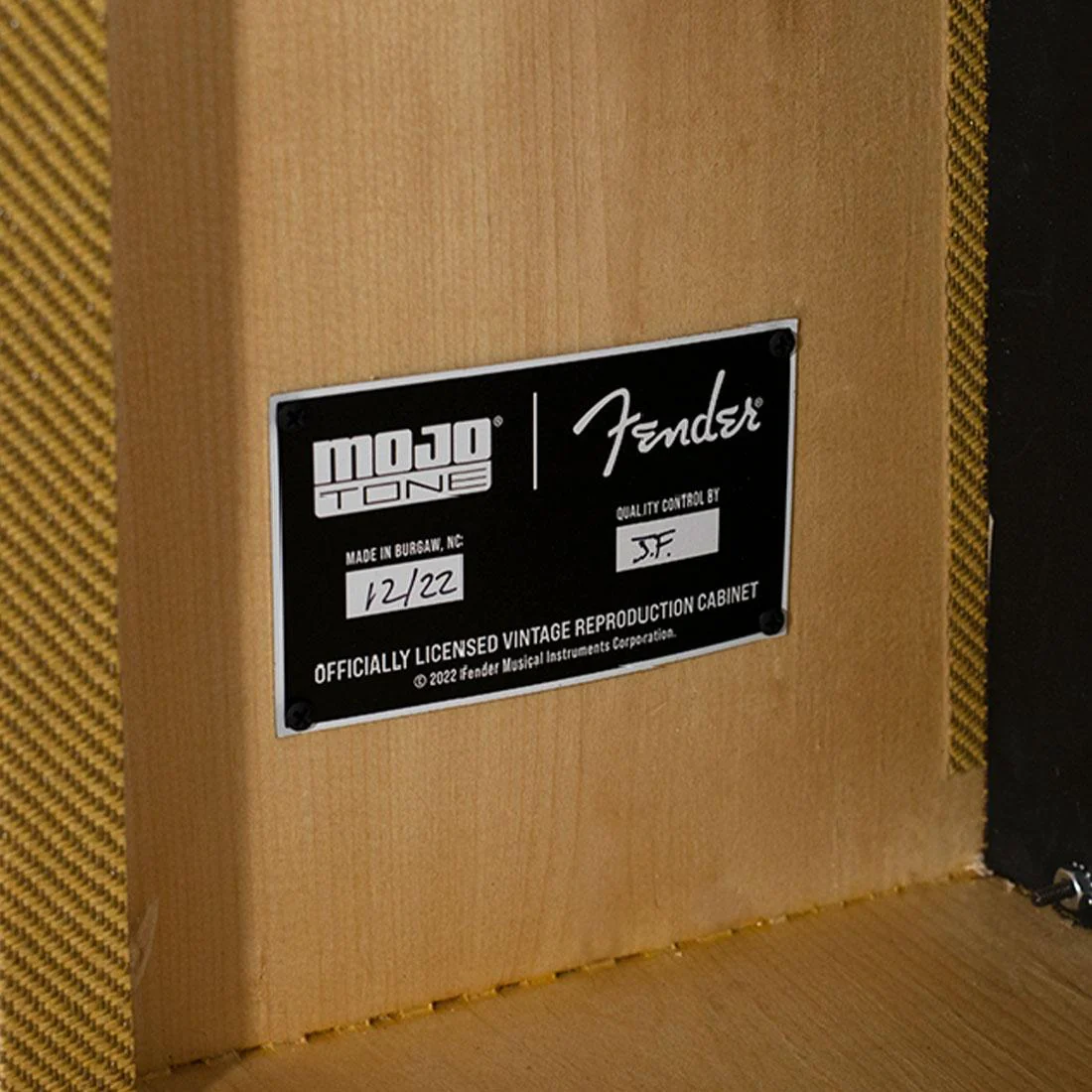 Tweed Ace Jr. 15W 1x12 Combo Guitar Amp Cabinet with Lacquered Finish - Image 6